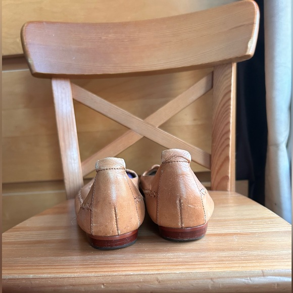 Vintage Flat Embroidered Leather Shoes - Caramel Tan Colour 🫶🏻 - Picture 4 of 4